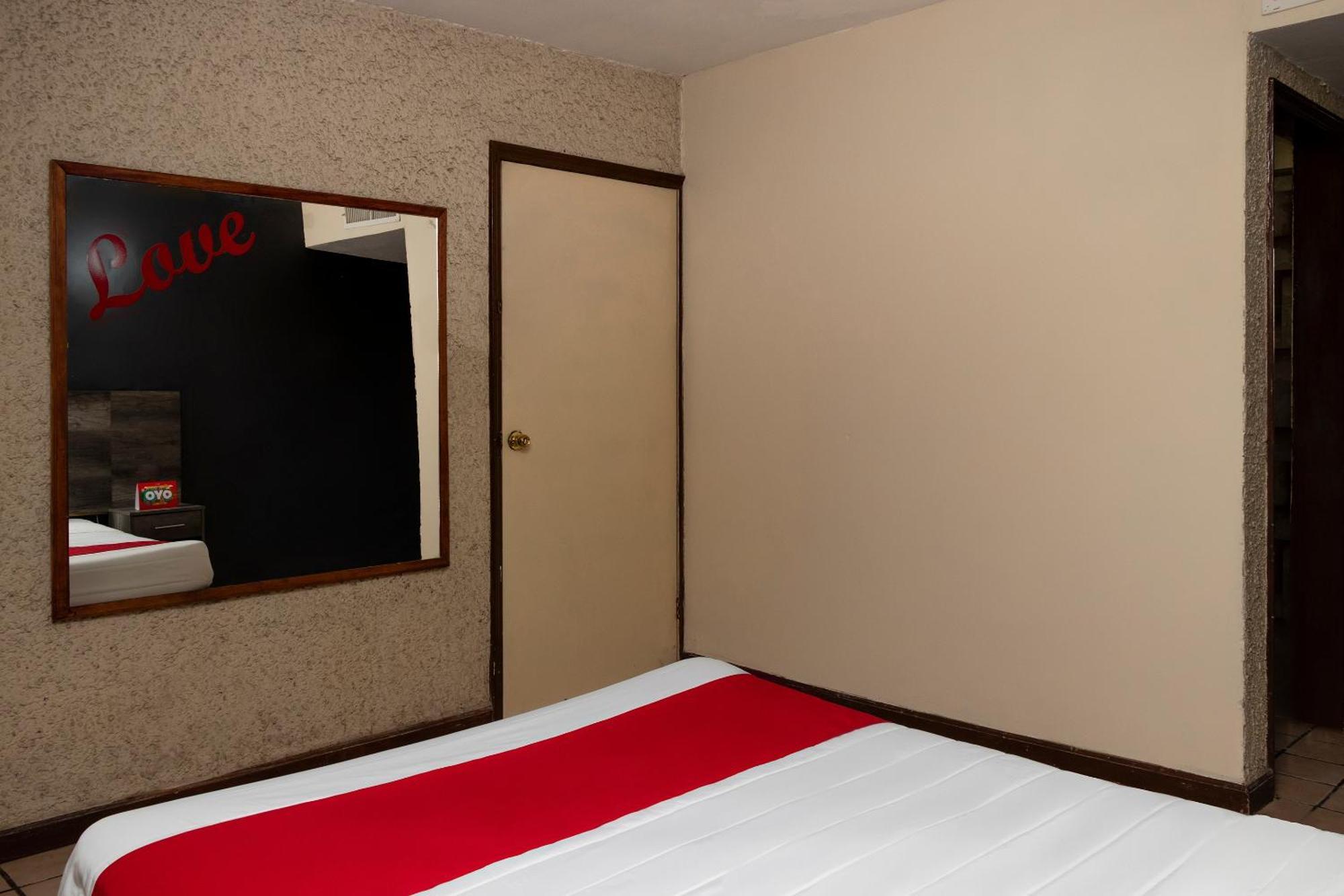 Oyo Hotel Real Del Sur, Estadio Chihuahua Eksteriør bilde