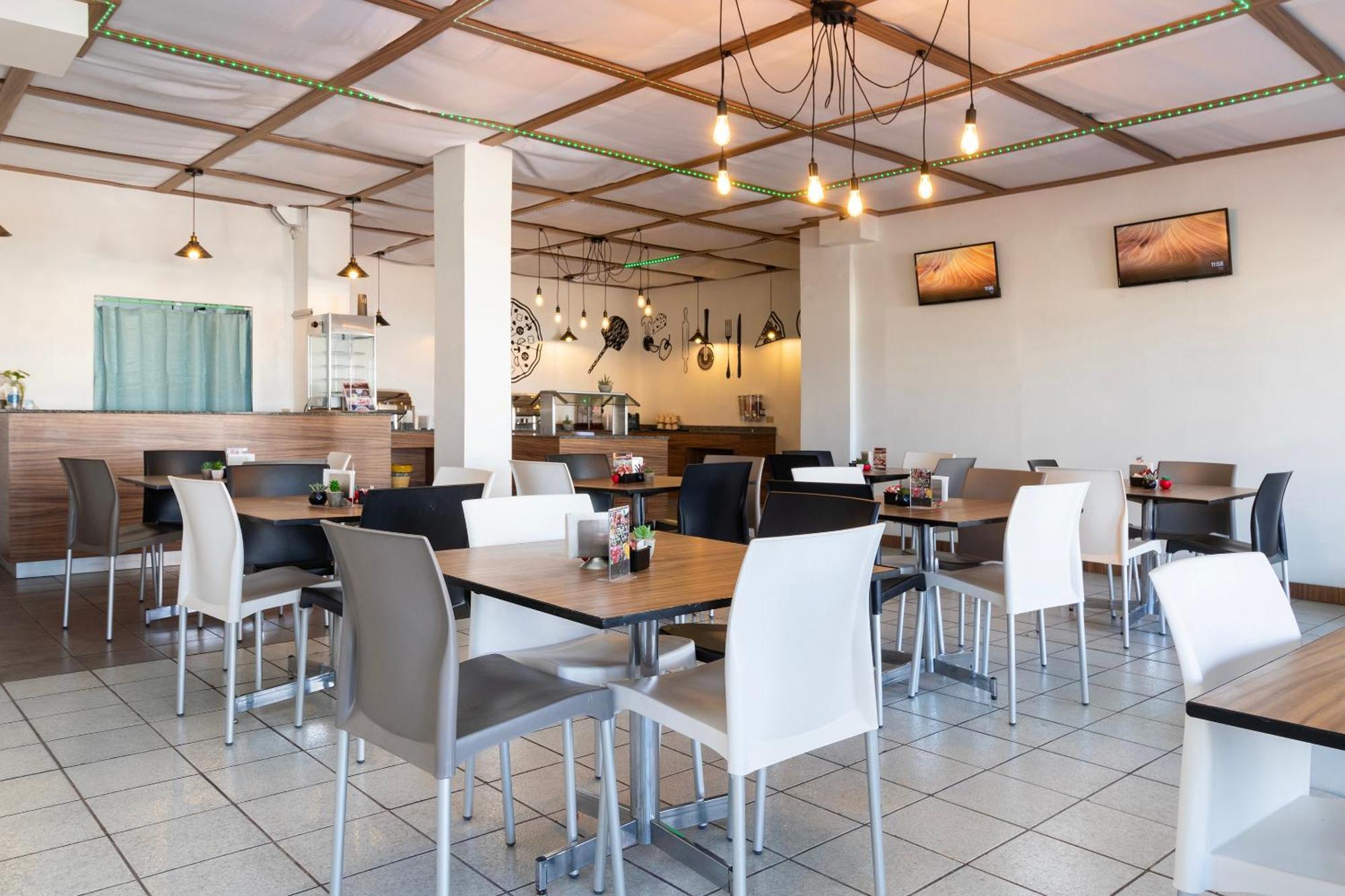 Oyo Hotel Real Del Sur, Estadio Chihuahua Eksteriør bilde