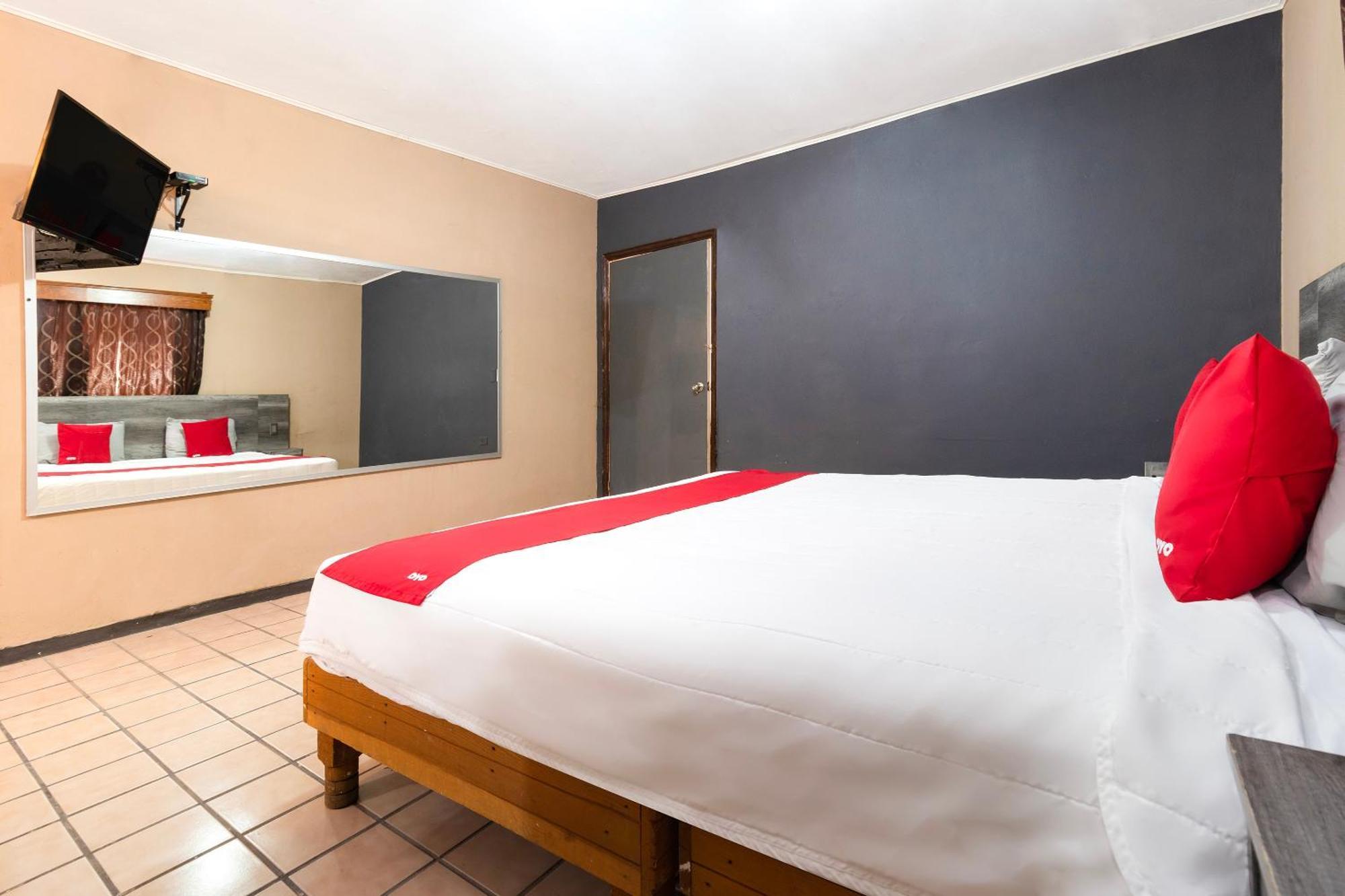 Oyo Hotel Real Del Sur, Estadio Chihuahua Eksteriør bilde