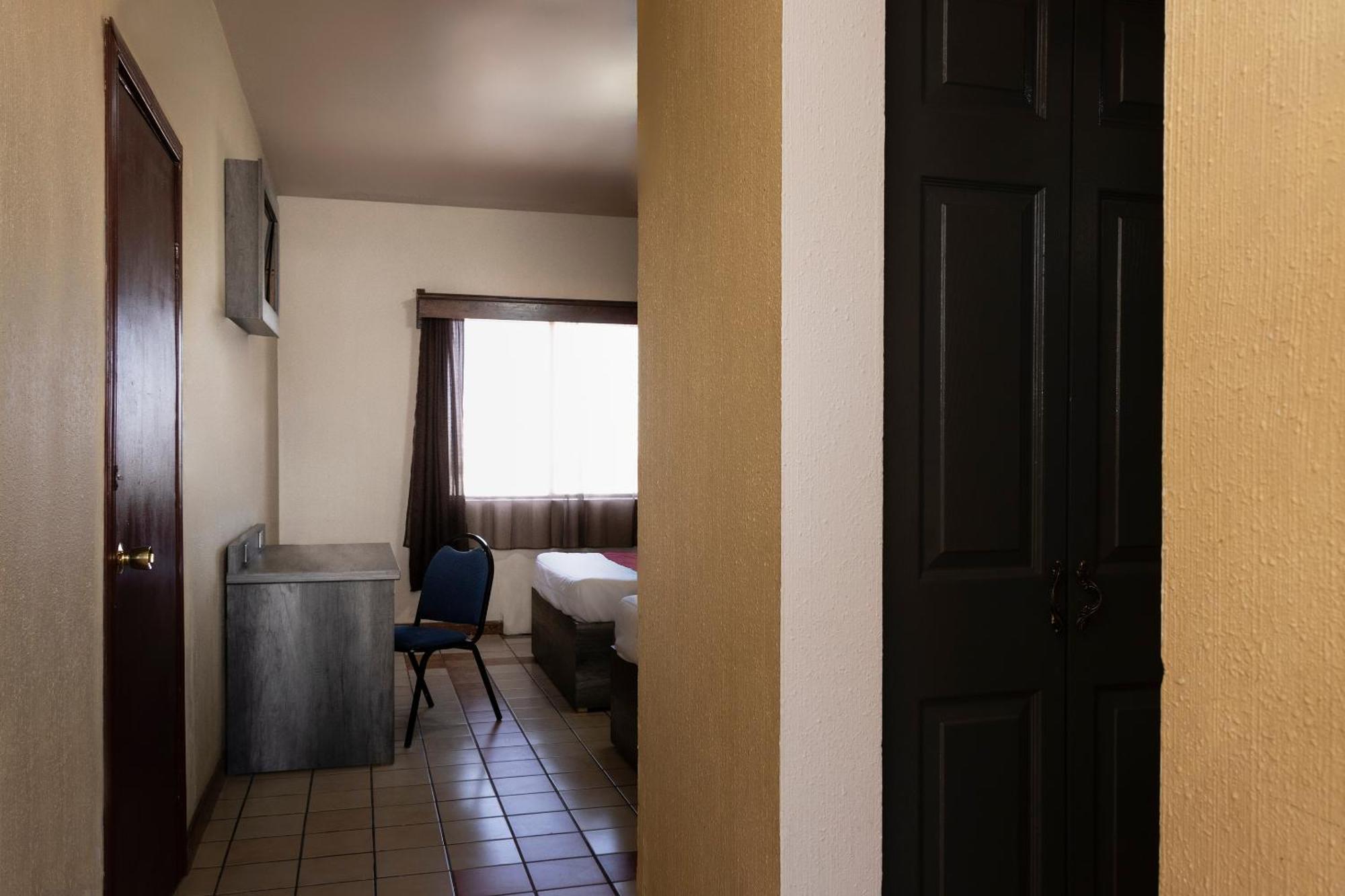 Oyo Hotel Real Del Sur, Estadio Chihuahua Eksteriør bilde