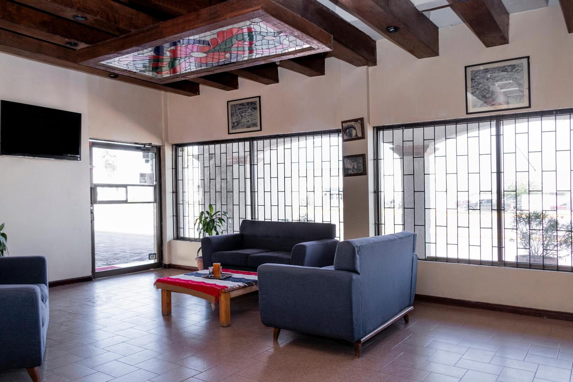 Oyo Hotel Real Del Sur, Estadio Chihuahua Eksteriør bilde